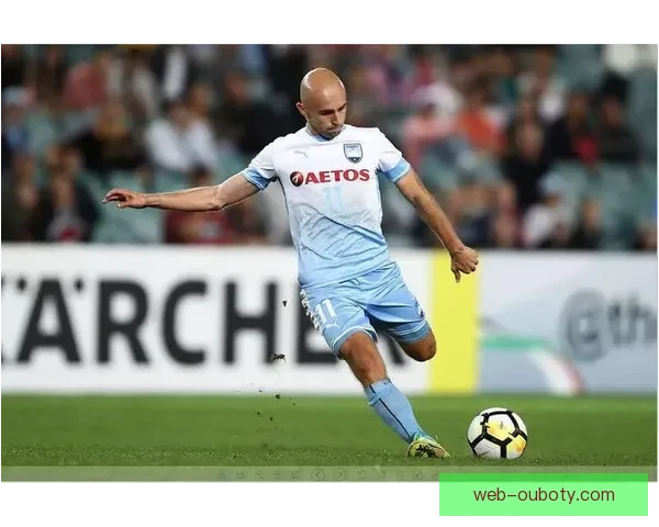 悉尼主帅争顶屡失仍坚持青春路线